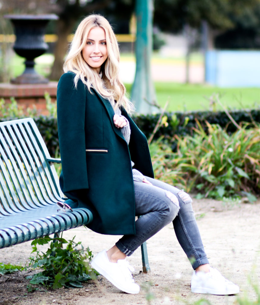 2 ways to wear an oversized sweater