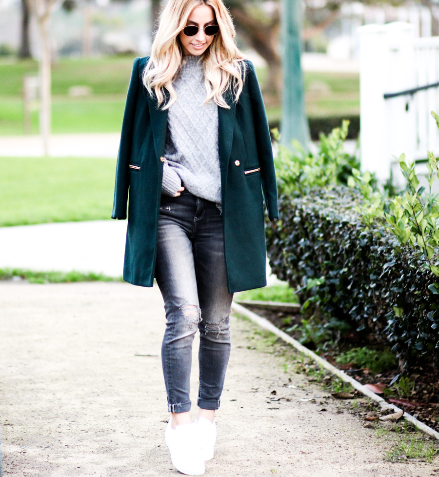 2 ways to wear an oversized sweater